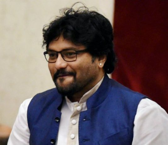 फ़िल्म ‘पद्मावती’ के बचाव में कूदे बाबुल सुप्रियो