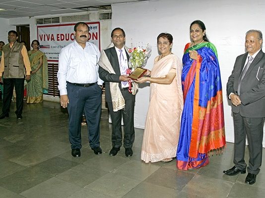 काउंसिल निर्देशित पाठ्यक्रम पर केंद्रित हिंदी कार्यशाला