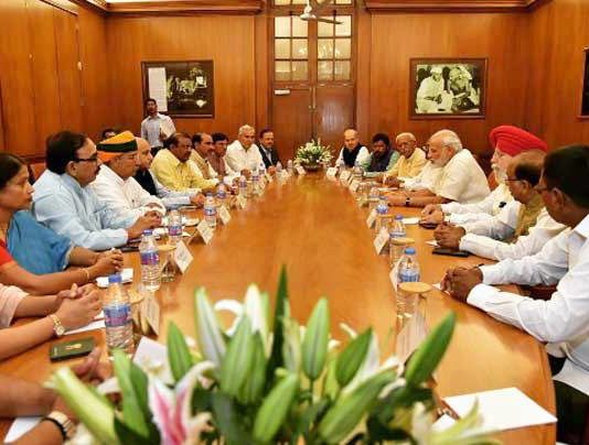 आम आदमी को केंद्र सरकार का तोहफ़ा, घर ख़रीदने पर मिलेगी छूट