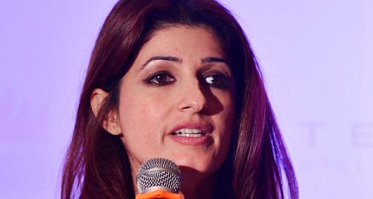 ट्विंकल खन्ना ने शेयर की पहले पीरियड की दास्तान, कहा शारीरिक क्रिया पर शर्मिंदगी क्यों?