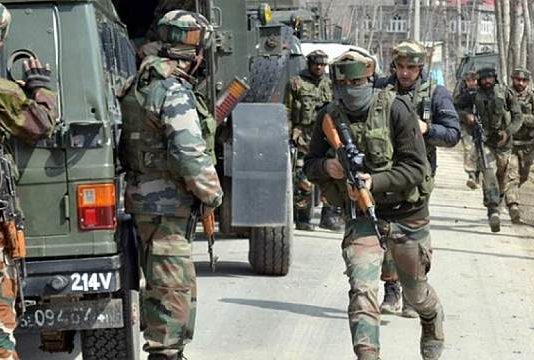 जम्मू-कश्मीर: कांग्रेस नेता के घर आतंकी हमला