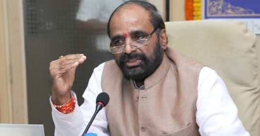 डॉक्टर चाहें तो नक्सली बन जाएं, हम उन्हें गोली मार देंगे- हंसराज अहीर