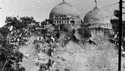 बाबरी मस्जिद ढहाने के बाद पाकिस्तान में तोड़े गए थे 100 मंदिर!