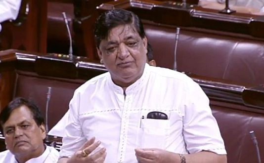 नरेश अग्रवाल के बयान पर मचा बवाल, संसद सदस्यता ख़त्म करने की उठी मांग