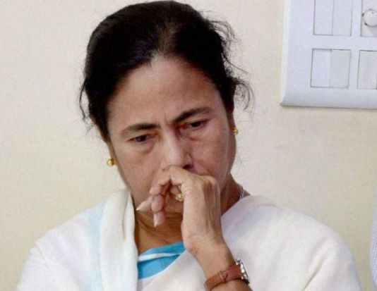 ममता बनर्जी के राज्य में एक भीड़ ने सब्जीवाले को चोर समझकर मार डाला