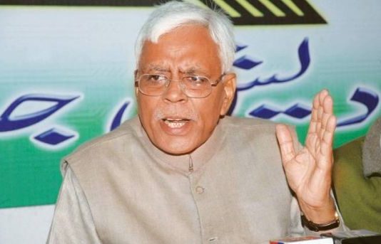 शिवानंद तिवारी ने जताया अफ़सोस, नितीश को सत्ता में लाने के लिए किया था लालू पर केस