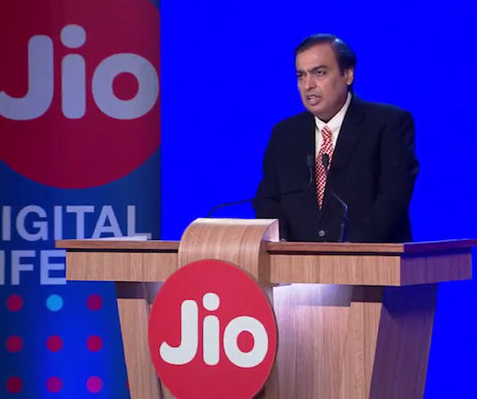 नए साल में रिलायंस जियो अपने उपभोक्ताओं को देने जा रहा है सौगात