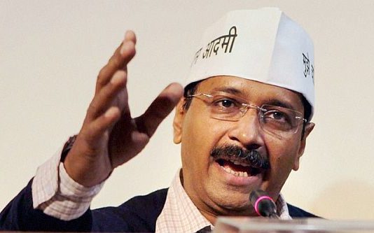 बच्चों से भरी बस पर पथराव, देश के लिए डूब मरने जैसी घटना -सीएम अरविंद केजरीवाल