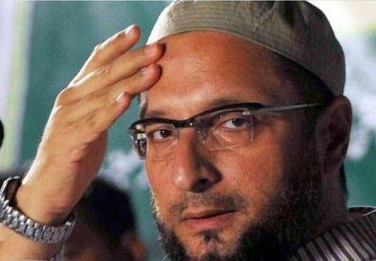 AIMIM अध्यक्ष असदुद्दीन ओवैसी पर मुंबई में फेंका गया जूता