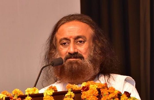 श्री श्री रविशंकर ने फिल्म पद्मावत को बताया रानी पद्मिनी की आदरांजलि