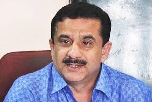 मदरसों से डॉक्टर, इंजीनियर नहीं, आतंकवादी निकलते हैं -वसीम रिज़वी