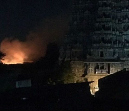 तमिलनाडु: मदुरई के मीनाक्षी अम्मन मंदिर में शॉर्ट सर्किट के कारण लगी आग