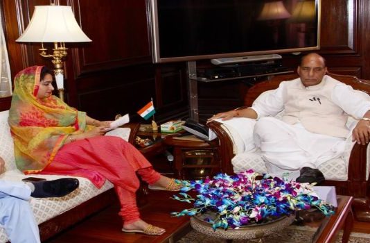 सिख दंगा: जगदीश टाइटलर की गिरफ़्तारी को लेकर हरसिमरत कौर ने राजनाथ सिंह से की मुलाकात