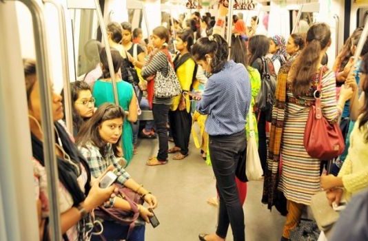अगर आप भी करते हैं मेट्रो में सफ़र, तो हो जाइये सावधान!