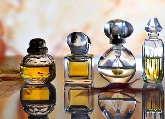 इत्र के शौक़ीन हो जाएं सावधान, हो सकते हैं ये भयंकर रोग