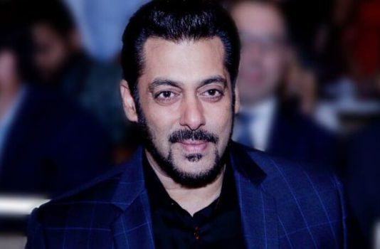 सलमान ने शादी को लेकर तोड़ा अपने फैन्स का दिल, कहा, “फिल्म के लिए लड़की मिली है”