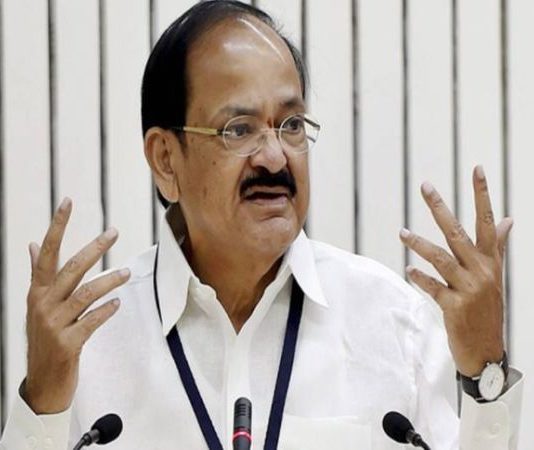 बीफ खाना है तो खाओ, फेस्टिवल मनाने की क्या जरूरत -वेंकैया नायडू