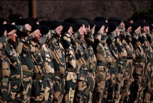 3 साल में चार गुना बढ़ गयी नौकरी छोड़ने वाले जवानों की संख्या