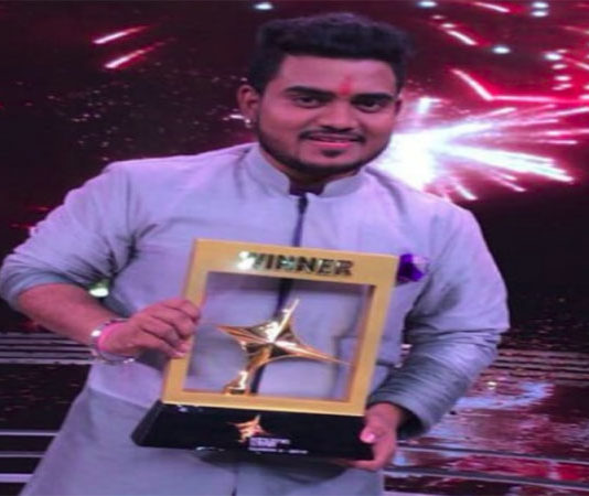 हेमंत बृजवासी ने जीता ‘राइजिंग स्टार 2’ का खिताब हेमंत बृजवासी