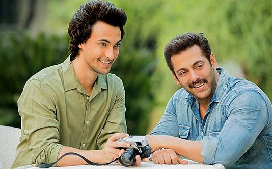 लवरात्री की शूटिंग समाप्त, सलमान खान देंगे फिल्म में स्पेशल अपीयरंस फिल्म लवरात्री की शूटिंग समाप्त