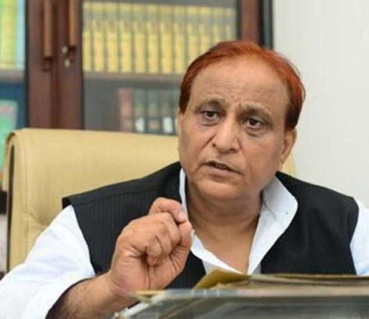 आजम खान ने कहा, उधर जवान मारे जा रहे थे और देश के पीएम दंड बैठक लगा रहे थे आज़म खान का 'मुस्लिम राग'