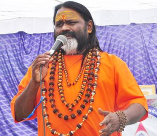 बलात्कार मामले में फंसे दाती महाराज, महिला ने दर्ज़ कराया केस दाती महाराज