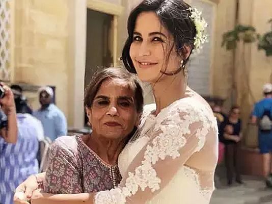 शादी हुई फाइनल कटरीना कैफ बनेंगी सलमान खान की दुल्हन – फैंन्स हुए ख़ुशी से पागल शादी हुई फाइनल कटरीना कैफ बनेंगी सलमान खान की दुल्हन - फैंन्स हुए ख़ुशी से पागल