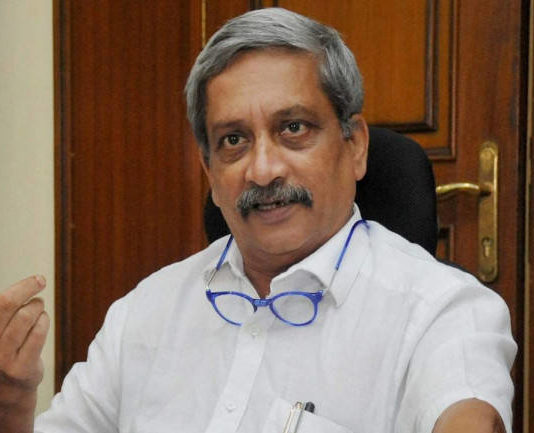 मनोहर पर्रिकर हुए अस्पताल में भर्ती, वहीं उनकी पार्टी में उठी नेतृत्व में बदलाव की मांग मनोहर पर्रिकर हुए अस्पताल में भर्ती, वहीं उनकी पार्टी में उठी नेतृत्व में बदलाव की मांग