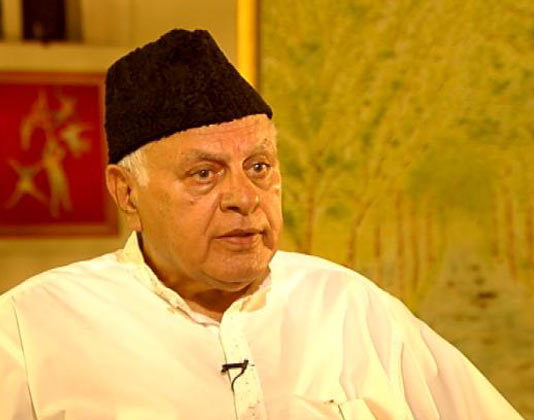 फारूक अब्दुल्ला ने भी दी चेतावनी, 35(A) पर सरकार स्पष्ट करे अपनी स्थिति फारूक अब्दुल्ला ने भी दी चेतावनी, 35(A) पर सरकार स्पष्ट करे अपनी स्थिति