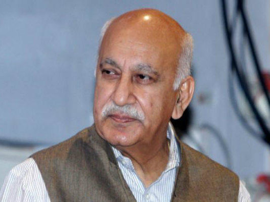 #MeToo के आरोप में घिरे एम. जे. अकबर का छिन सकता है मंत्री पद #MeToo के आरोप में घिरे एम. जे. अकबर का छिन सकता है मंत्री पद