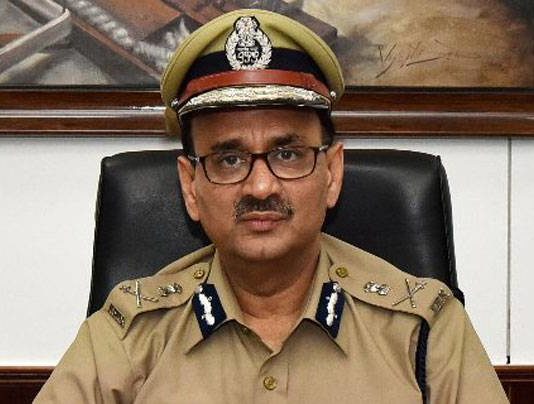 CBI निदेशक आलोक वर्मा पर केंद्र ने की बड़ी कार्रवाई CBI निदेशक आलोक वर्मा पर केंद्र ने की बड़ी कार्रवाई
