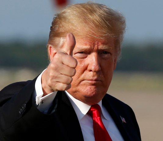 मैंने यदि इवांका को निकी हैली की जगह चुना तो मुझ पर लगेगा बड़ा आरोप – डोनाल्ड ट्रंप मैंने यदि इवांका को निकी हैली की जगह चुना तो मुझ पर लगेगा बड़ा आरोप - डोनाल्ड ट्रंप