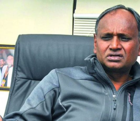 बीजेपी सांसद उदित राज ने #METOO कैंपेन पर दिया विवादित बयान बीजेपी सांसद उदित राज ने #METOO कैंपेन पर दिया विवादित बयान