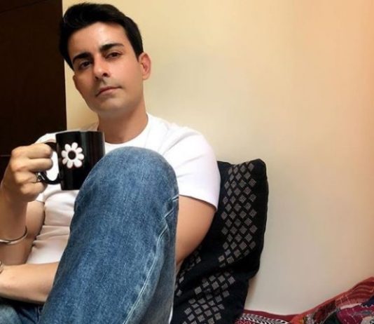 एक्टर गौतम रोड़े के इस बयान से ट्विटर पर मचा हंगामा एक्टर गौतम रोड़े के इस बयान से ट्विटर पर मचा हंगामा