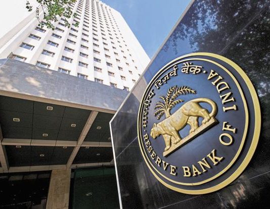कोरोना काल में RBI का बड़ा फ़ैसला, गवर्नर ने की रेपो रेट घटाने की घोषणा