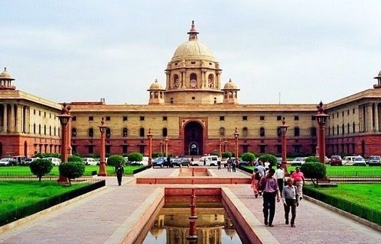 इलाहाबाद हाईकोर्ट में 10वीं और 12वीं पास के लिए निकली बंपर भर्ती इलाहाबाद हाईकोर्ट में 10वीं और 12वीं पास के लिए निकली बंपर भर्ती