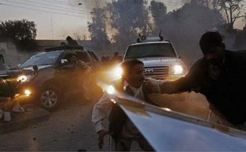 पाकिस्तान के कराची में चीनी काउंसलेट पर हुआ आतंकी हमला पाकिस्तान के कराची