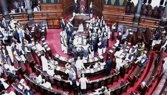 राज्यसभा: तीन तलाक विधेयक पर हंगामा, सदन स्थगित राज्य सभा: तीन तलाक विधेयक पर हंगामा