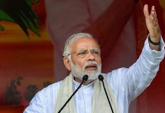 भावुक हुए नरेंद्र मोदी, कहा, “सोचा नहीं था कि दिवंगत माँ को गाली दी जाएगी”