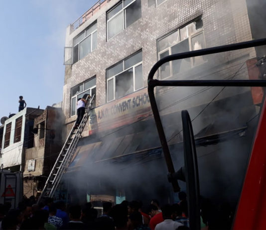 हरियाणा के प्राइवेट स्कूल में लगी आग, स्कूल संचालक की बीवी और 2 बच्चों की मौत