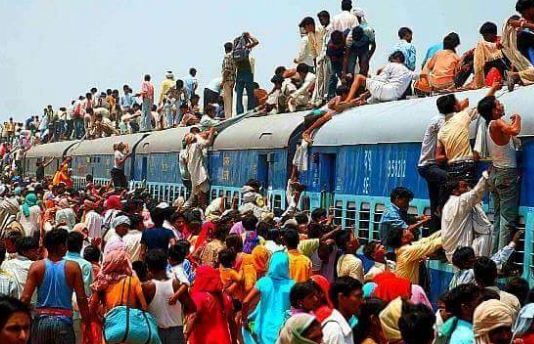 8 साल में चीन को पीछे छोड़कर भारत बनेगा सबसे बड़ी आबादी वाला देश !