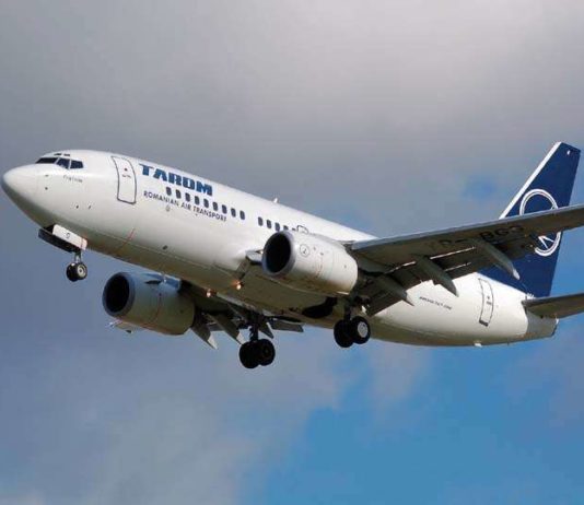 हिंदुस्तान अपने हवाई क्षेत्रों से बैन हटाए, पाक ने जारी रखा प्रतिबंध