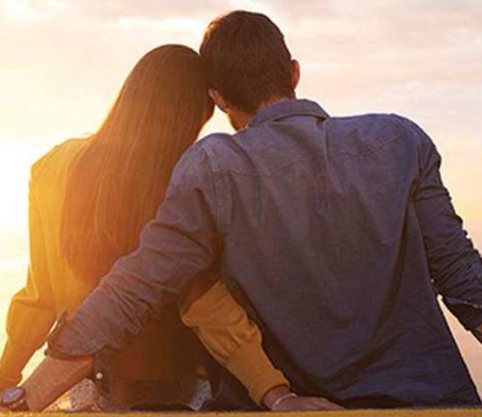 प्रेमी युगल को कुछ दबंगों ने बनाया अपना शिकार, हुए अरेस्ट