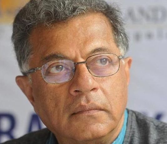 अभिनेता गिरीश कर्नाड ने दुनिया को कहा अलविदा, फिल्म जगत में दौड़ी शोक की लहर