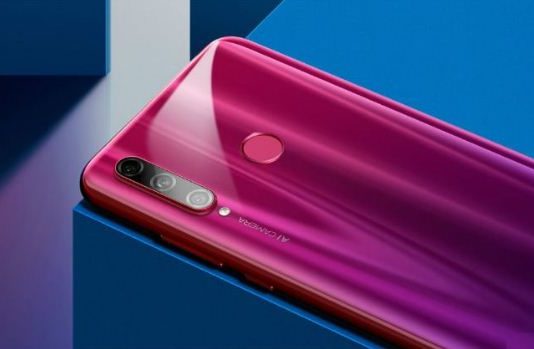 Honor 20i की पहली सेल 12 बजे से फ्लिपकार्ट पर, ये हैं शानदार फीचर्स