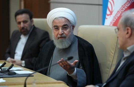 बातचीत की पेशकश कर झूठ बोल रहा अमेरिका: ईरान के राष्ट्रपति रूहानी