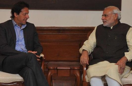 PM मोदी भारत-पाक संबंध सुधारने में करेंगे मदद: इमरान खान