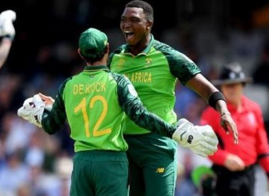 साउथ अफ्रीका को विश्व कप में लगा बड़ा झटका