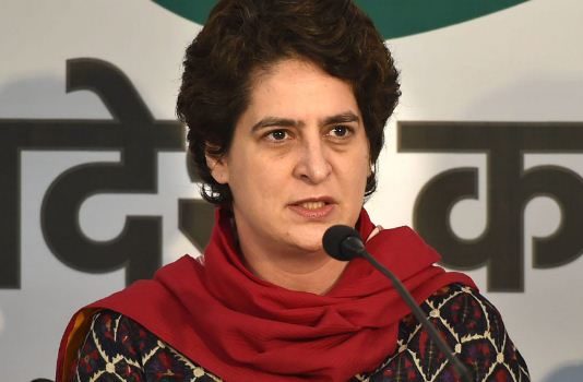 यूपी में खौफ का माहौल, सत्ता के राग दरबारियों की आंखे बंद है: प्रियंका गांधी वाड्रा