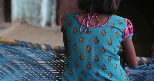 यूपी: पड़ोसी ने 14 साल की लड़की को बनाया अपनी हवस का शिकार !